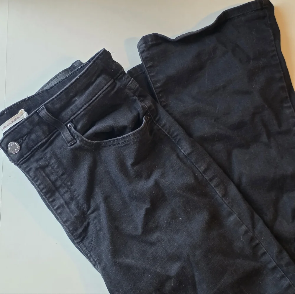 LEVI'S 725 High Rise Boot Cut Jeans - Picture 2 of 6